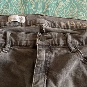 Gap 1969 grey jeans/ jean leggings 28